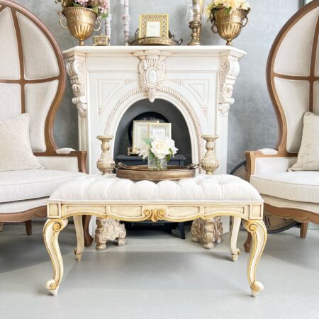 Valentin Eloquence Tufted Bench