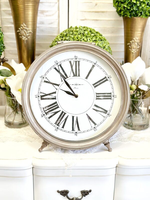 Etoile Table Clock