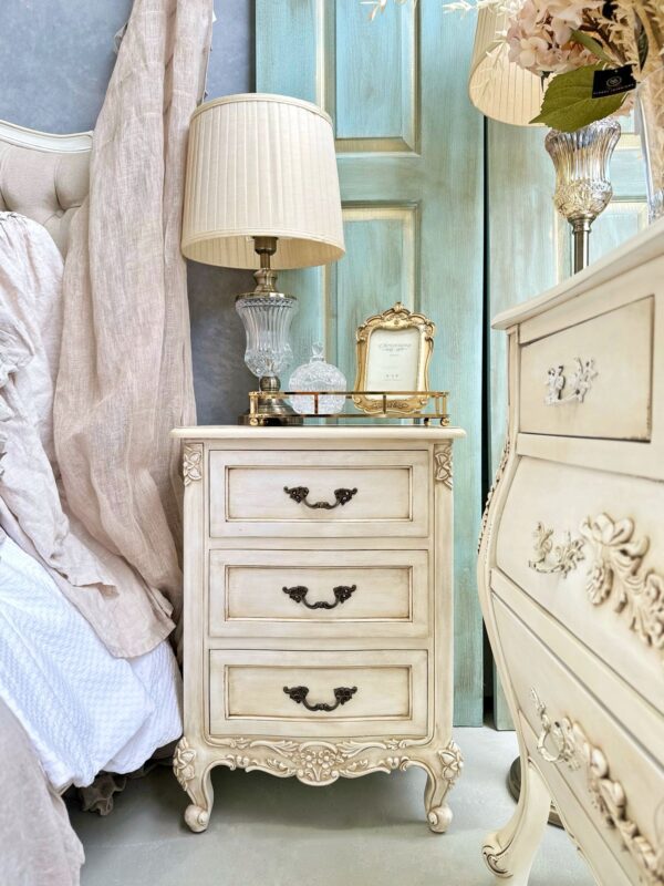 Le Foret Bedside Colonial Cream Table