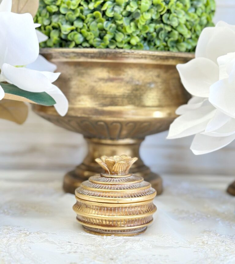Salina Lotus Vintage Gold Jewellery Box Rococo Decor