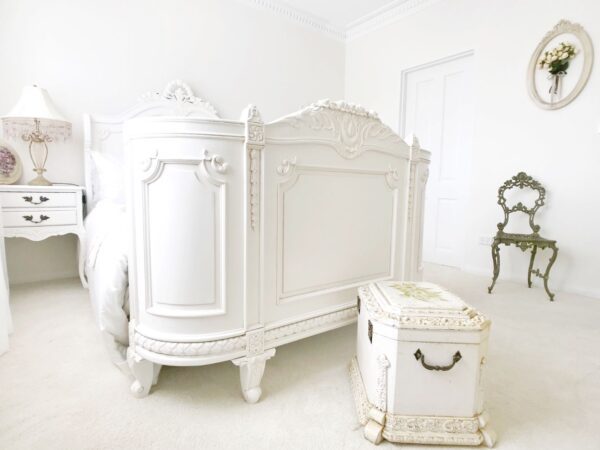Sophisitque Ornate Provence Bed - Image 2