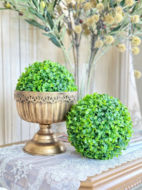 20cm Faux Boxwood Topiary Ball Emerald Green