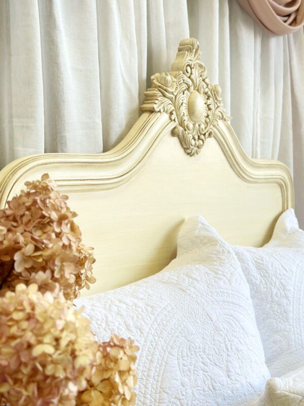 Provence Carved Bed - Image 4