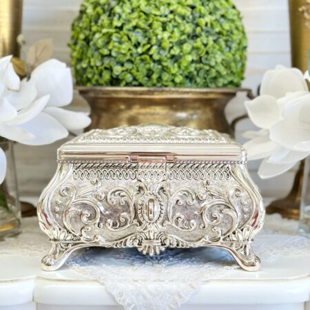 Cianna Ornate Silver Vintage Jewellery Box
