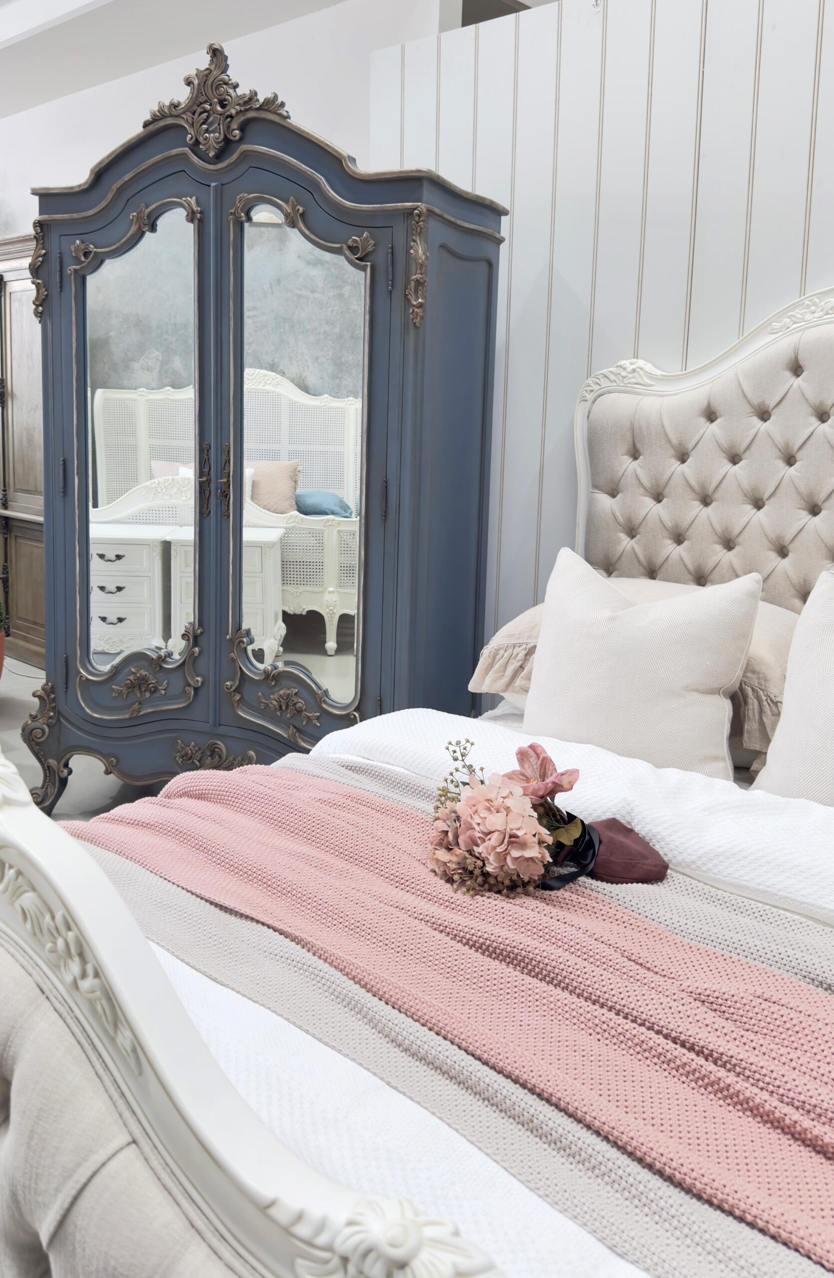 Aurora Double Mirrored Door Rococo Decor