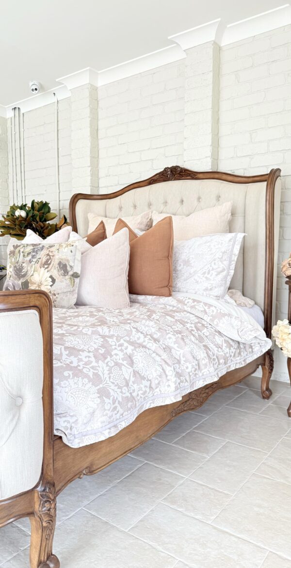 Eleonara Wingback Antique Brown Diamond Tufted Bed - Image 10