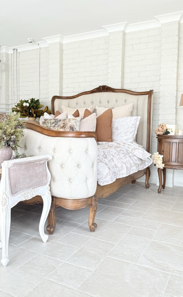 Eleonara Wingback Antique Brown Diamond Tufted Bed - Image 9