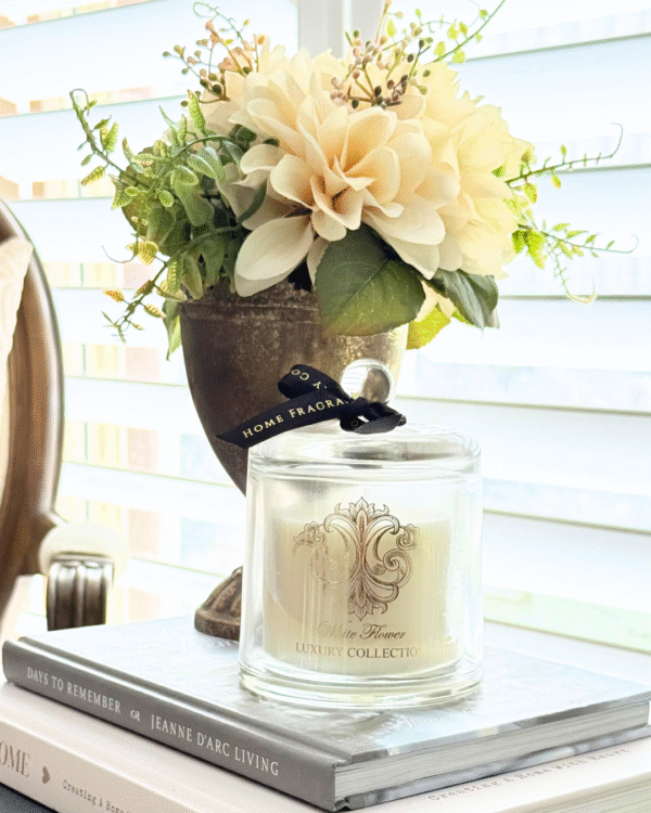 White Flower Luxury Candle 250G