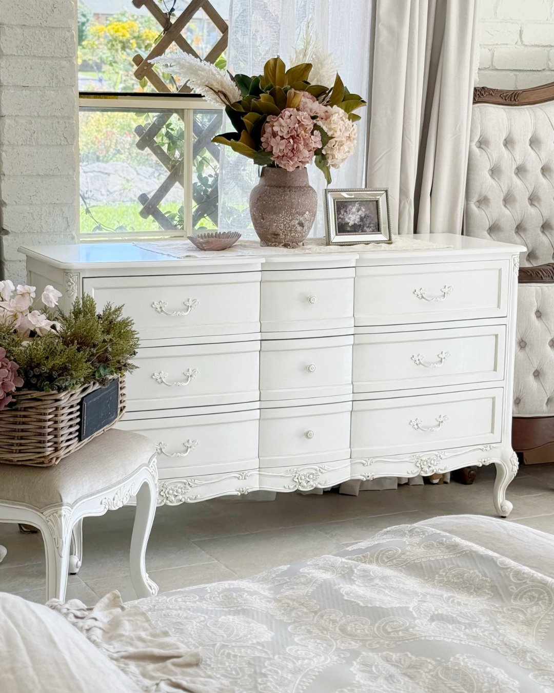 Le Foret Antique White French Provincial Chest of Drawers - Image 6