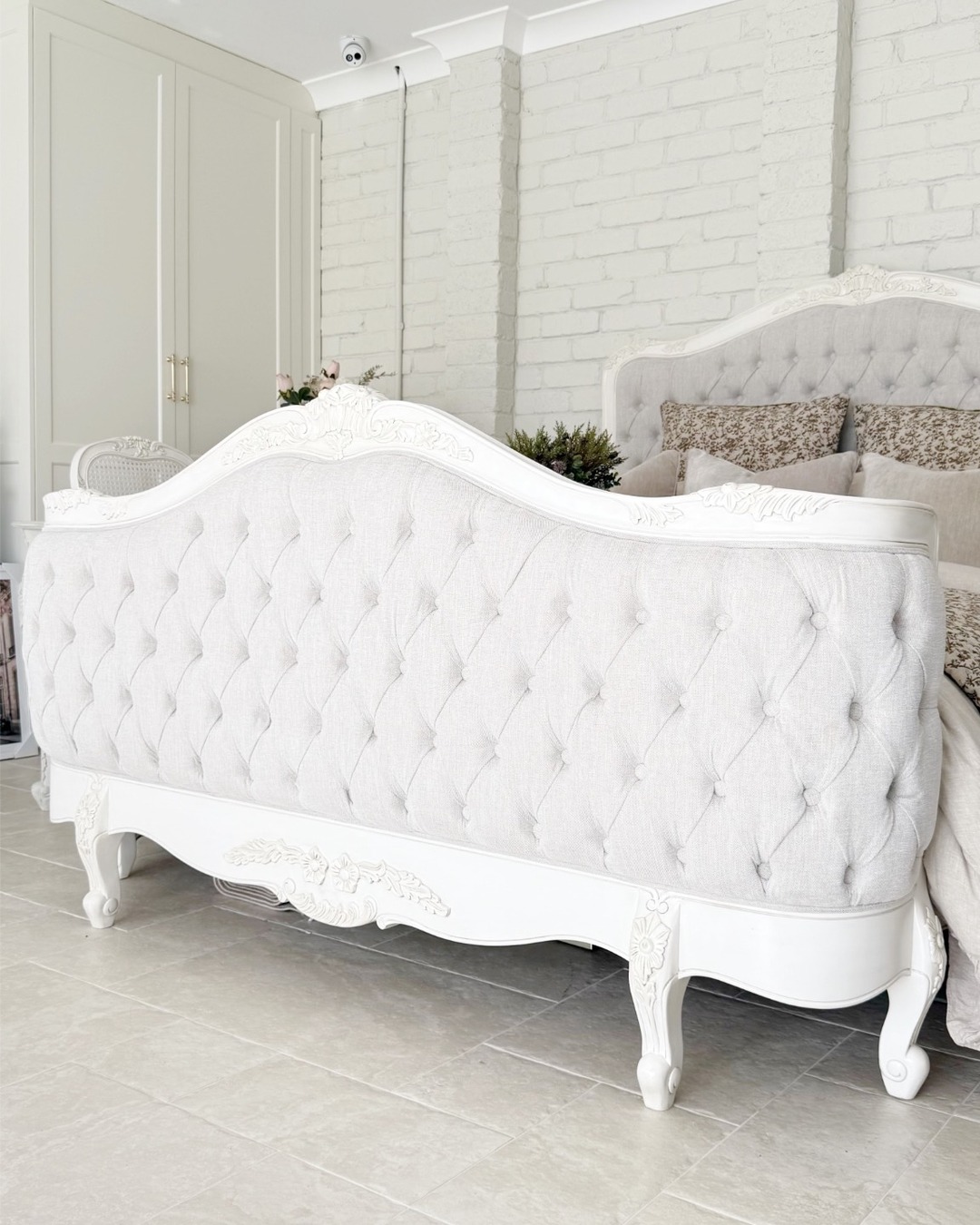 Alice Farmhouse Tufted Antique White French Provincial Bed