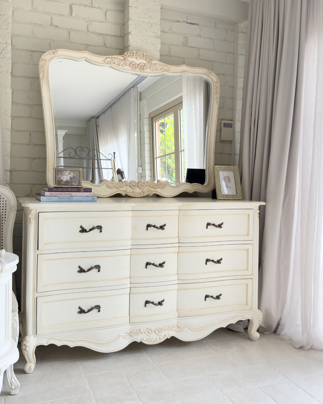 Belle Antique White French Chest of Drawers with Mirror - Image 2