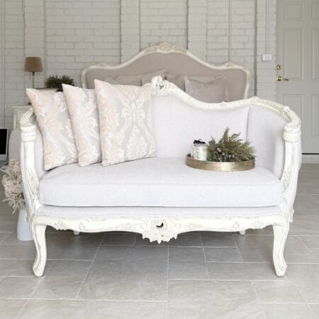 juliet-french-provincial-settee-antique-white-front-view.1